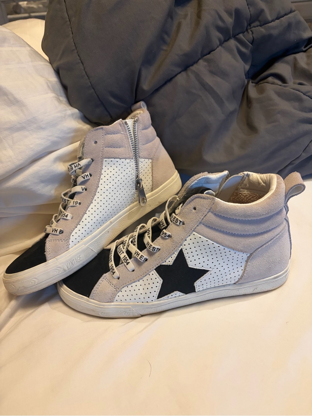 Vintage Havana White Black Star High-Top Sneakers